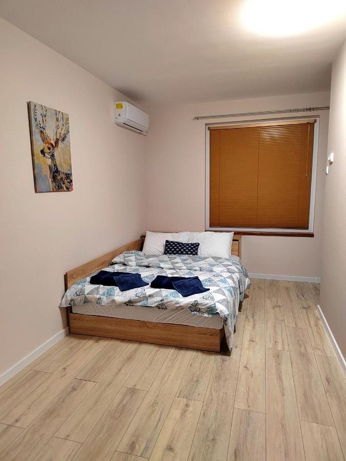Апартамент With Private Yard And Bbq Варна