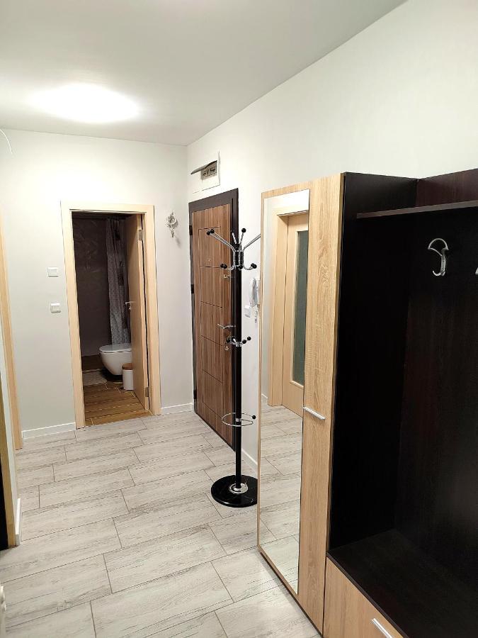 Апартамент With Private Yard And Bbq